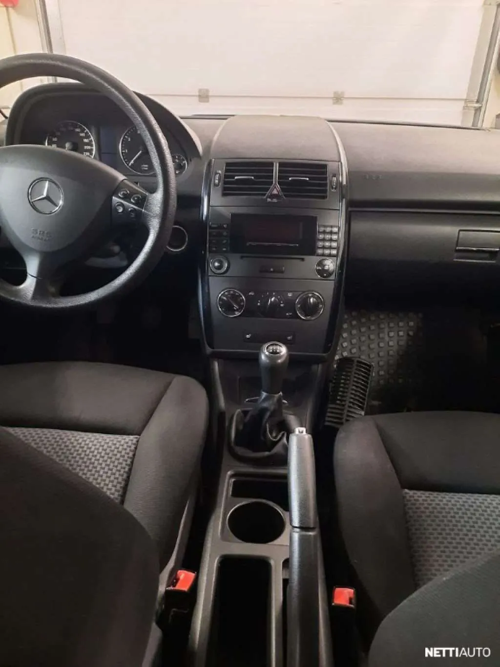 Mercedes-Benz A-Class 2006 photo 2