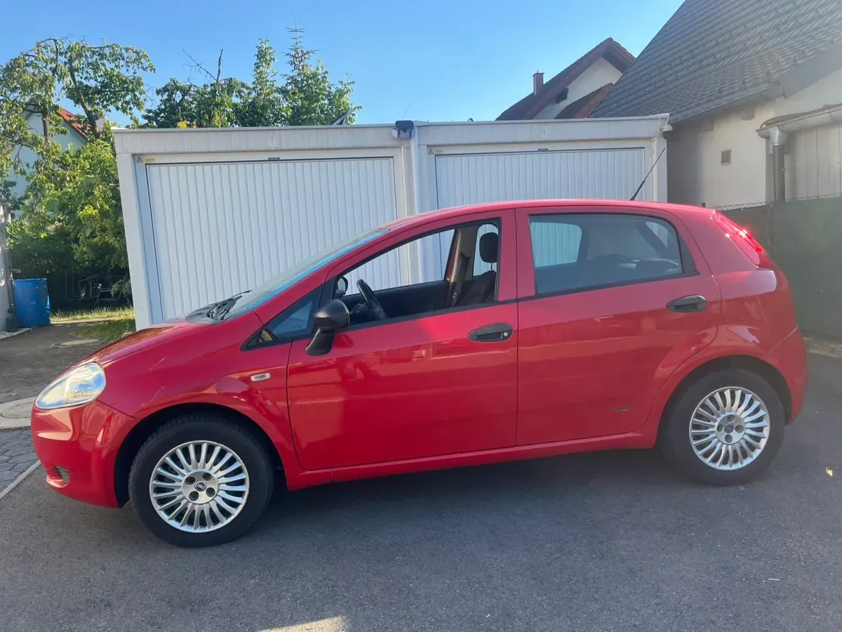 Fiat Punto 2007 photo 2