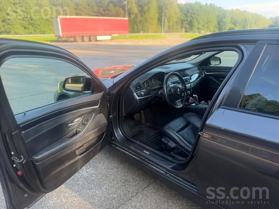 BMW 530 2010 photo 5