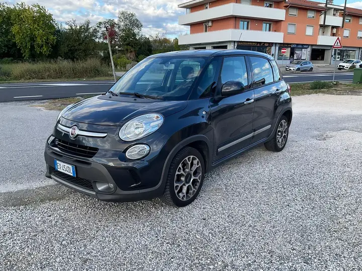 Fiat 500L 2014 photo 2