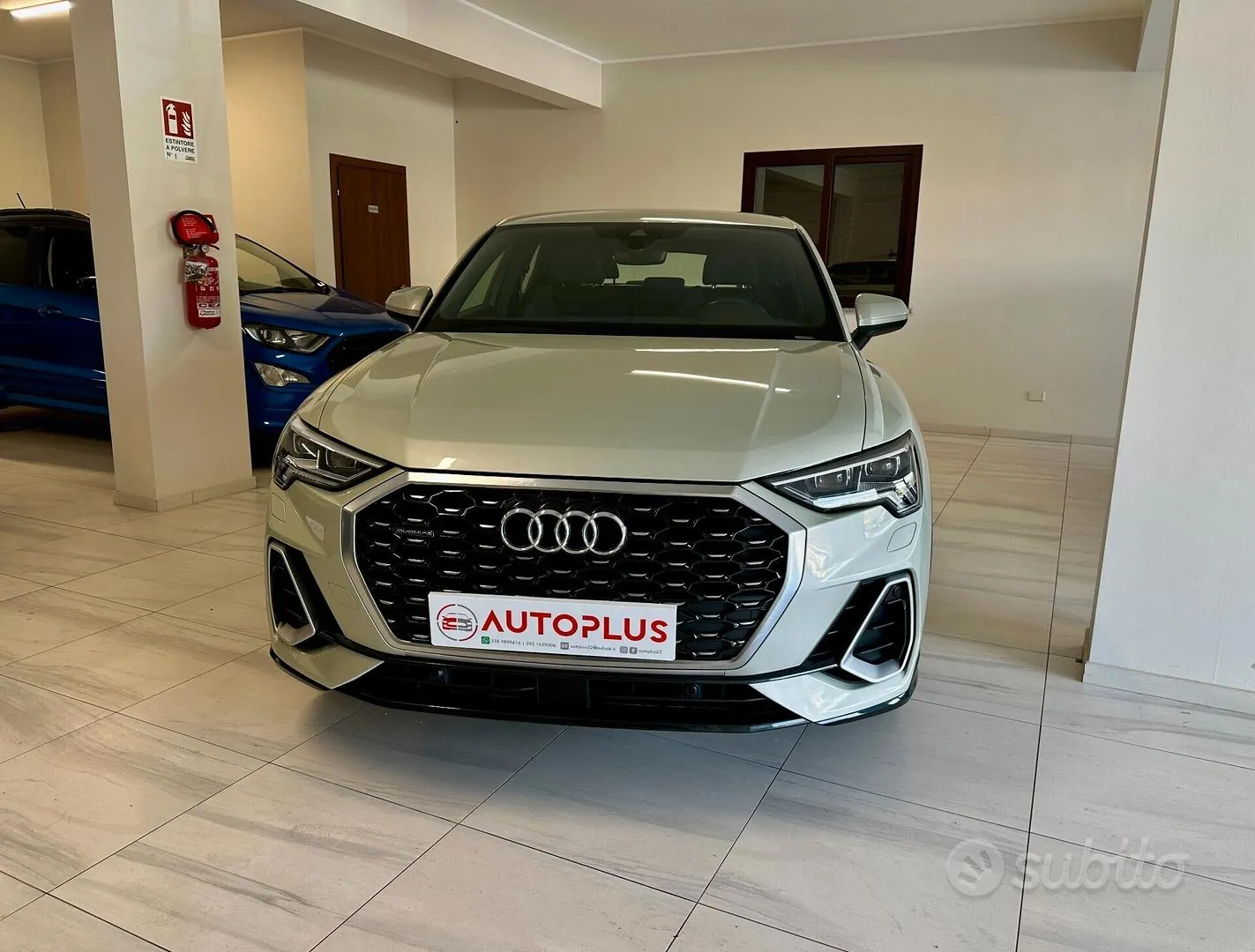 Audi Q3 2021 photo 2