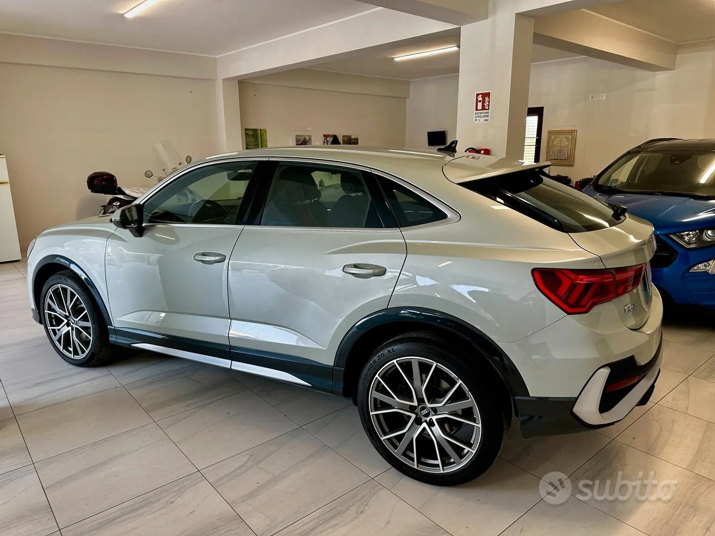 Audi Q3 2021 photo 4