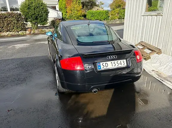 Audi Tt 1999 photo 4