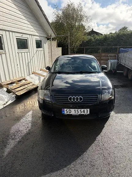 Audi Tt 1999 photo 2