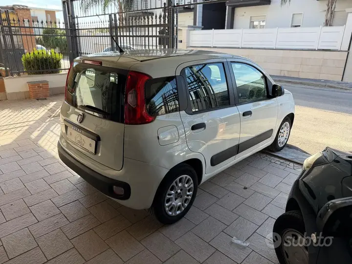 Fiat Panda 2015 photo 4