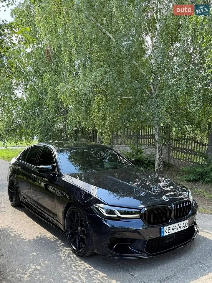 BMW 5 Series 2017 photo 5