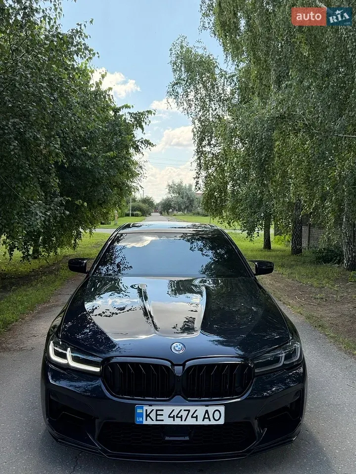 BMW 5 Series 2017 photo 4