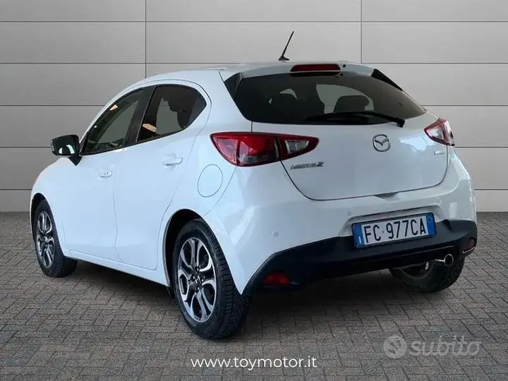 Mazda Mazda2 2016 photo 5