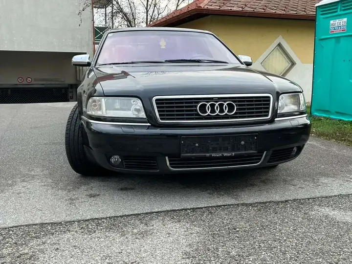 Audi A8 2001 photo 2