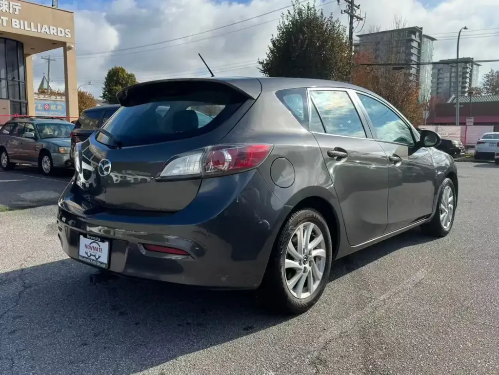 Mazda Mazda3 2013 photo 5