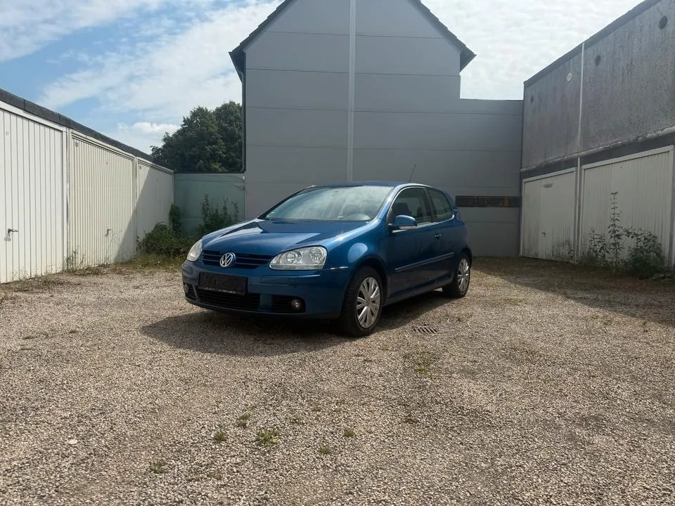 Volkswagen Golf V