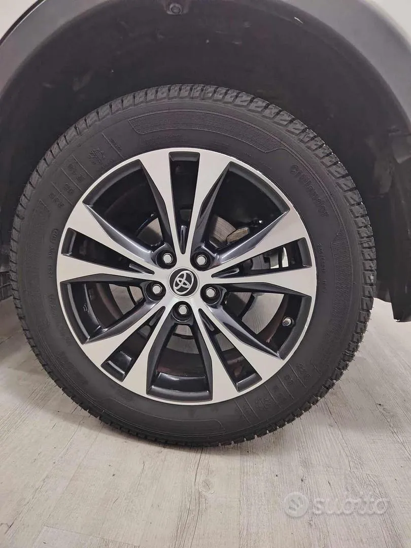 Toyota Rav4 2015 photo 5