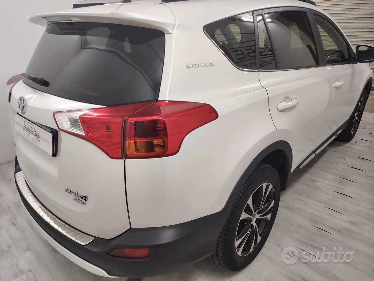 Toyota Rav4 2015 photo 3