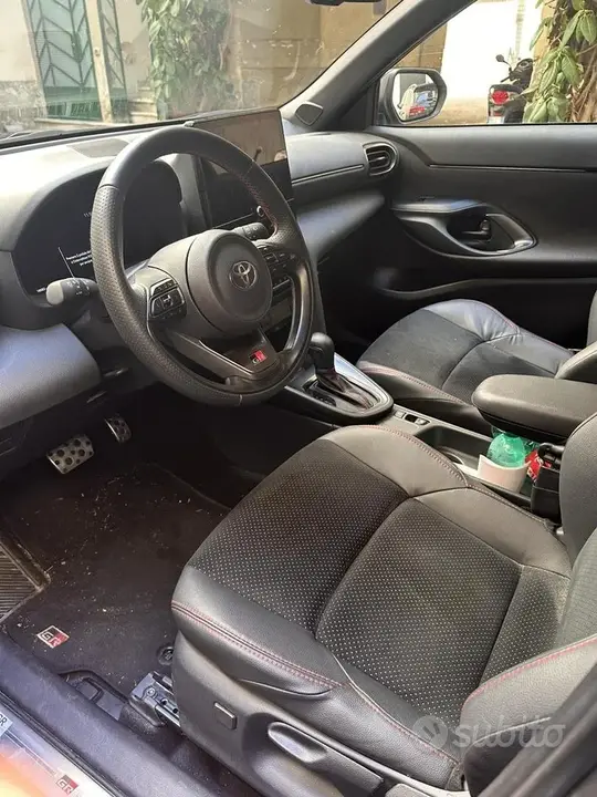 Toyota Yaris Cross 2025 photo 4