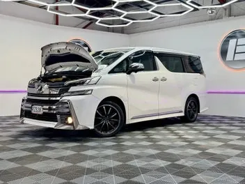 Toyota Vellfire 2015 photo 4