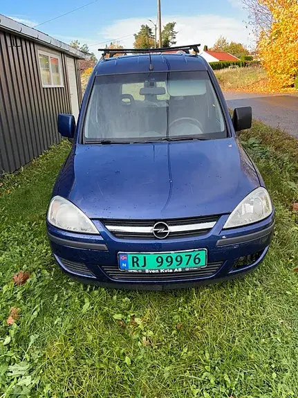 Opel Combo 2010 photo 2