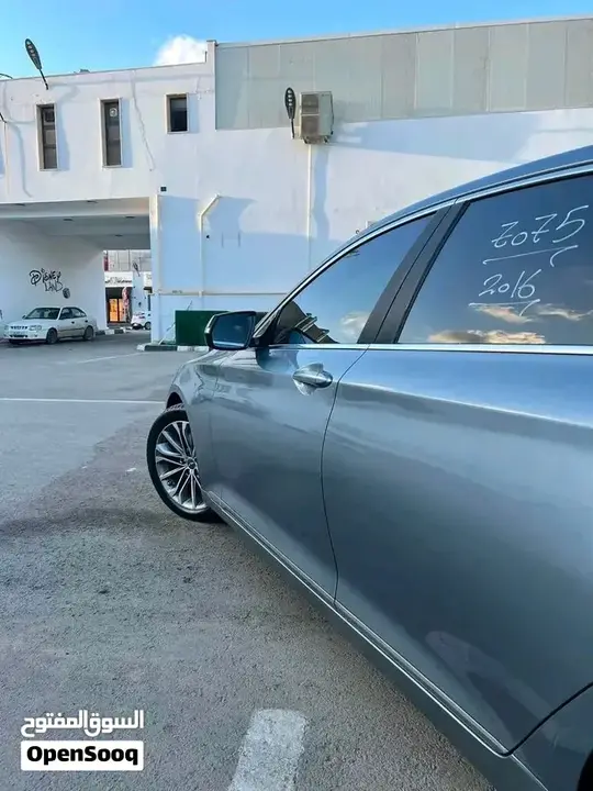 Genesis G80 2016 photo 4