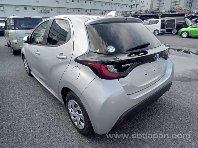 Toyota Yaris 2021 photo 3
