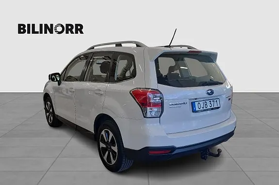 Subaru Forester 2016 photo 2