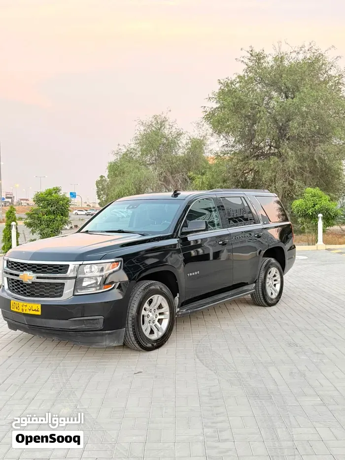 Chevrolet Tahoe 2016 photo 2