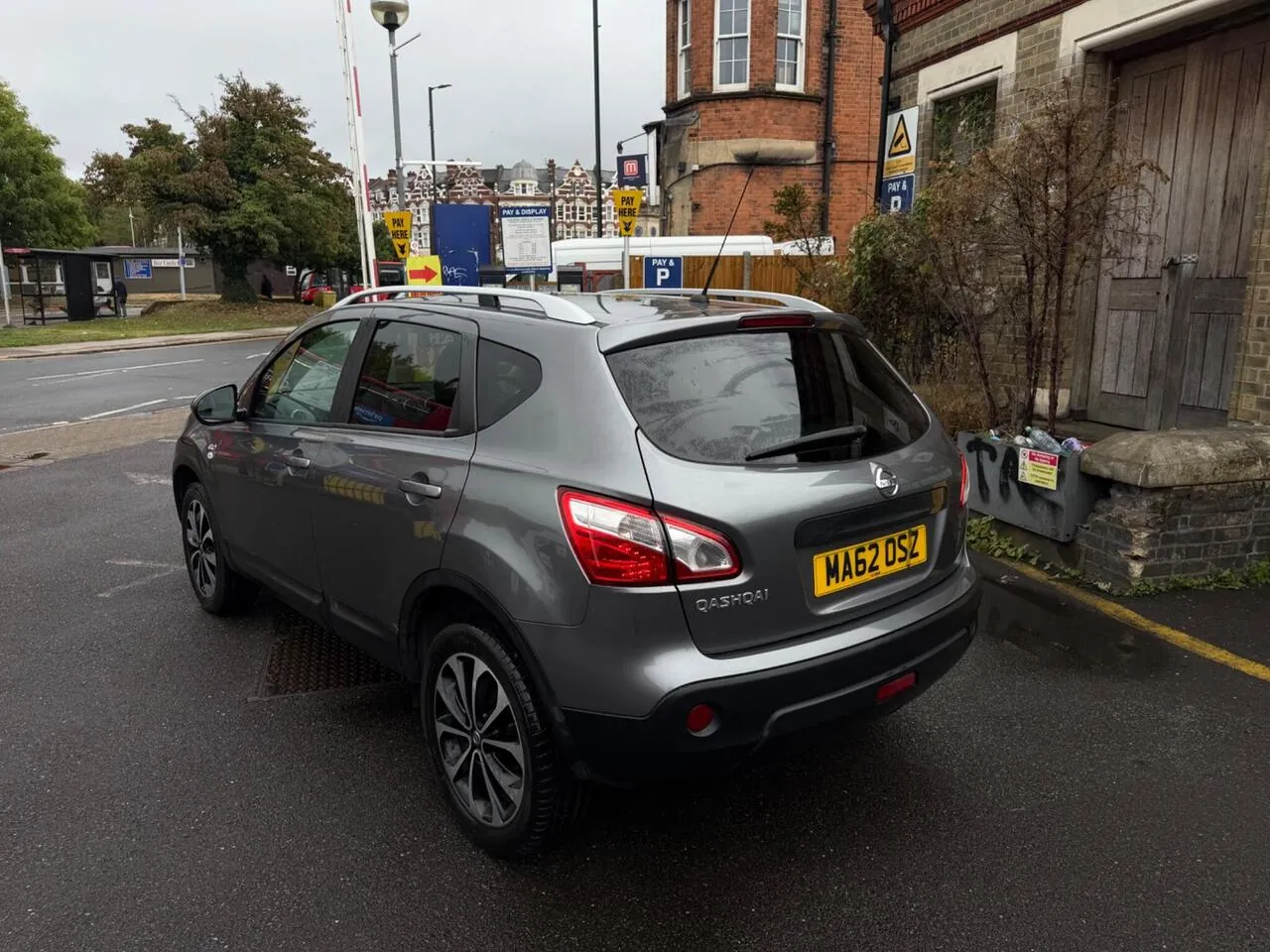 Nissan Qashqai 2012 photo 4