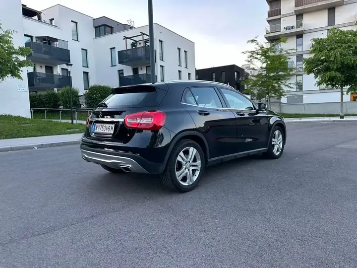 Mercedes-Benz Gla 2015 photo 2