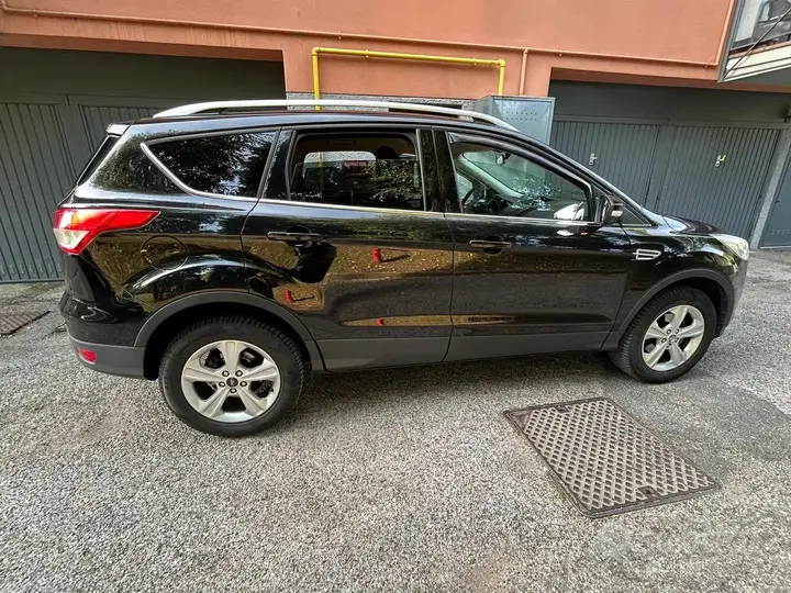 Ford Kuga 2015 photo 3