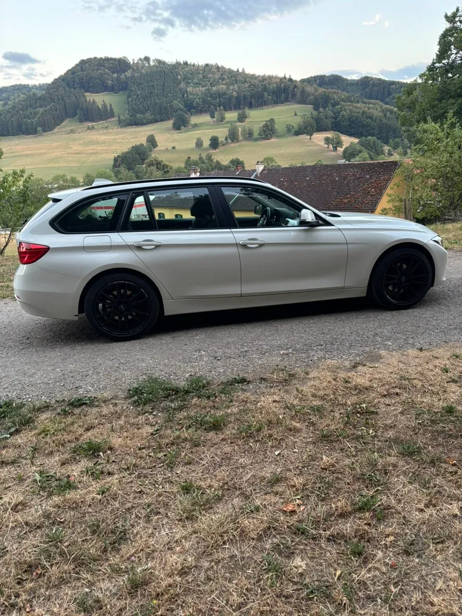 BMW 3 Series 2015 photo 3