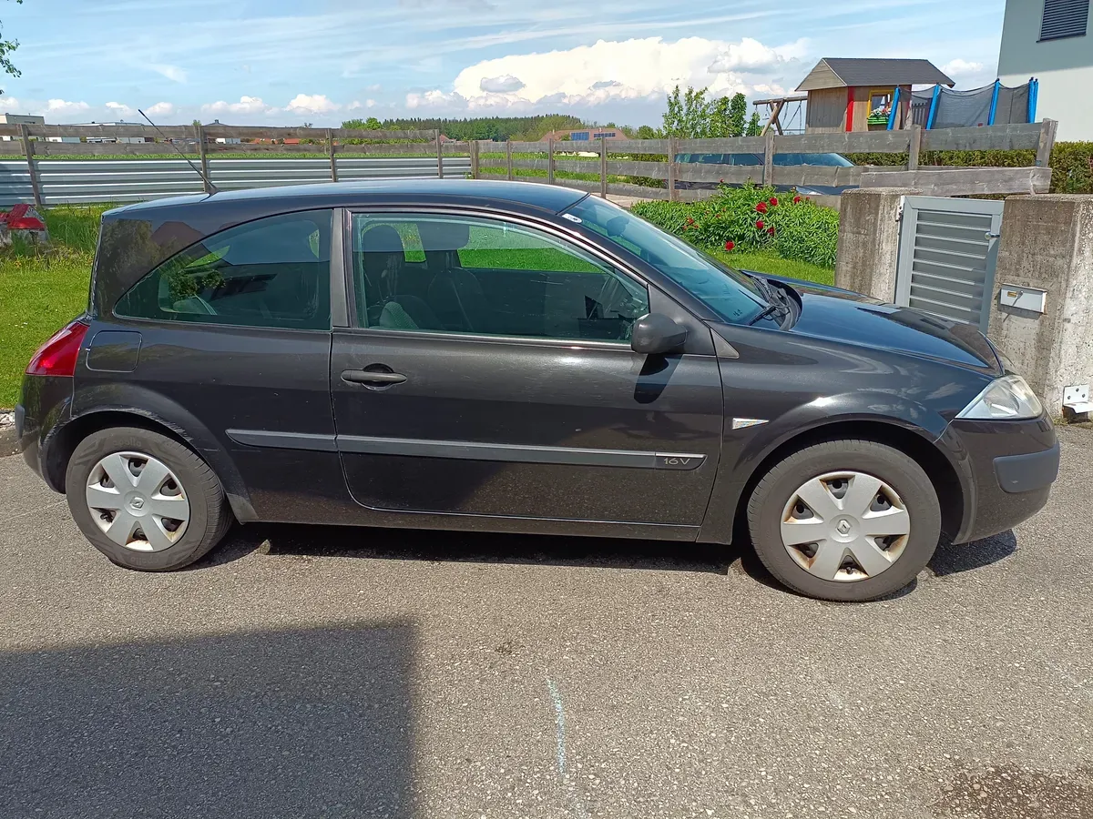 Renault Megane 2003 photo 2