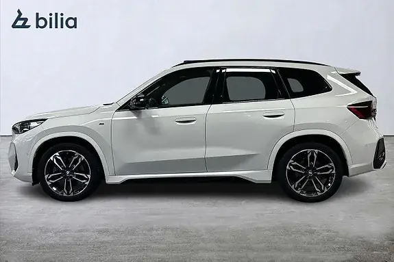 BMW Ix1 2024 photo 3