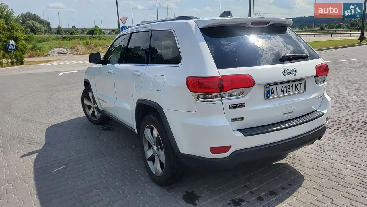 Jeep Grand Cherokee 2015 photo 4