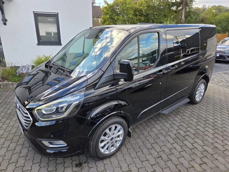 Ford Tourneo Custom