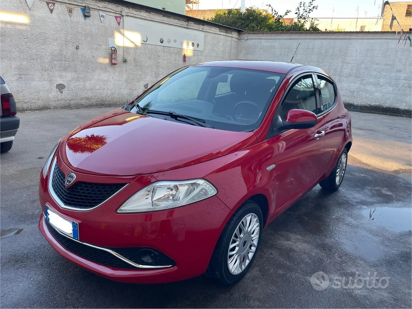 Lancia Ypsilon 2016 photo 2