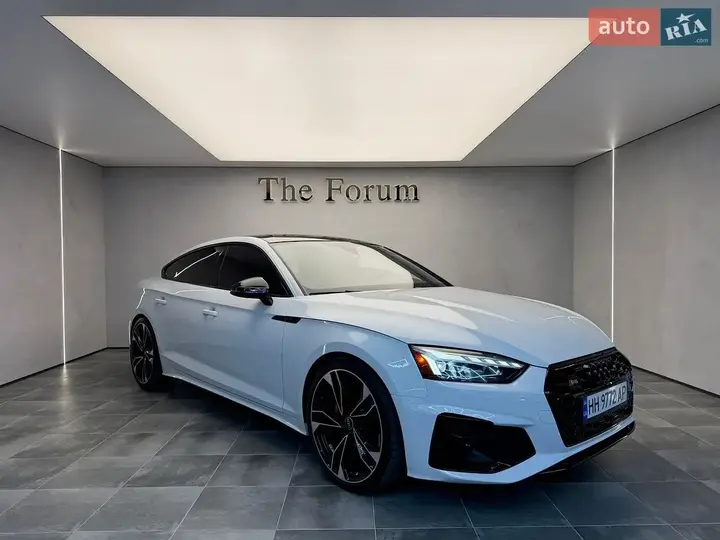 Audi S5 2024 photo 2