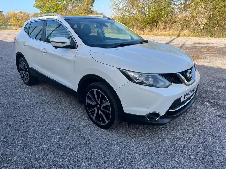 Nissan Qashqai 2017 photo 2