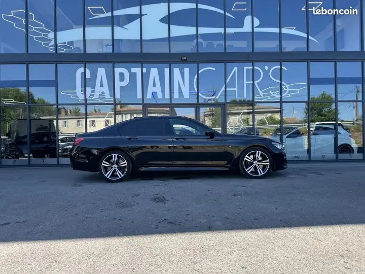 BMW 7 Series 2019 photo 2