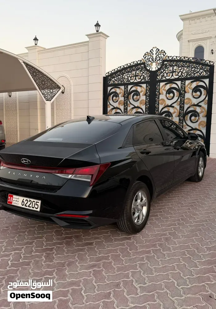 Hyundai Elantra 2023 photo 2