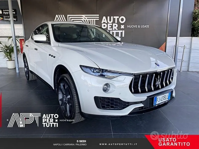 Maserati Levante 2017 photo 2