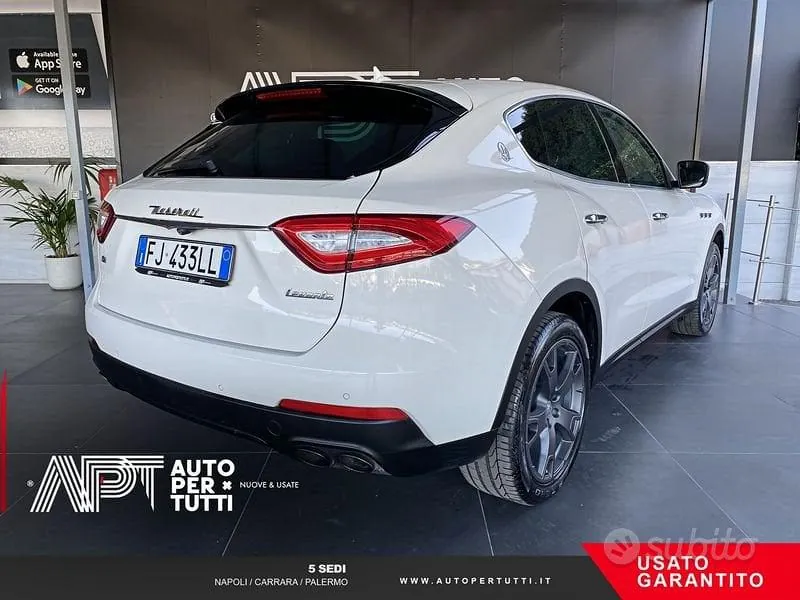 Maserati Levante 2017 photo 3
