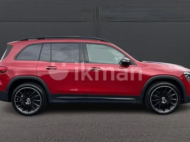 Mercedes-Benz Glb