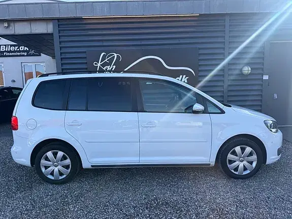Volkswagen Touran 2014 photo 3