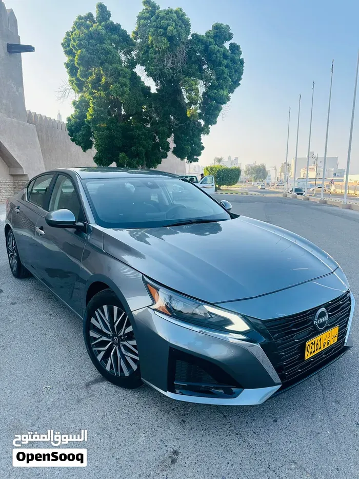 Nissan Altima