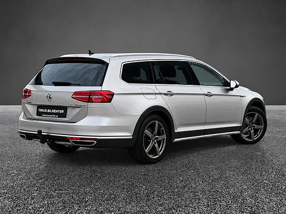 Volkswagen Passat Alltrack 2017 photo 2