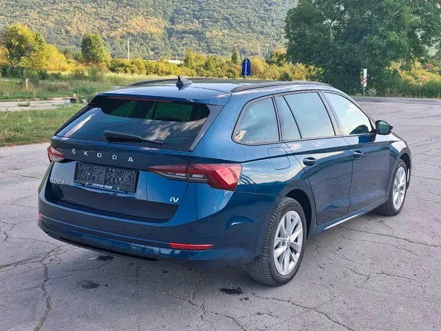 Skoda Octavia 2023 photo 3