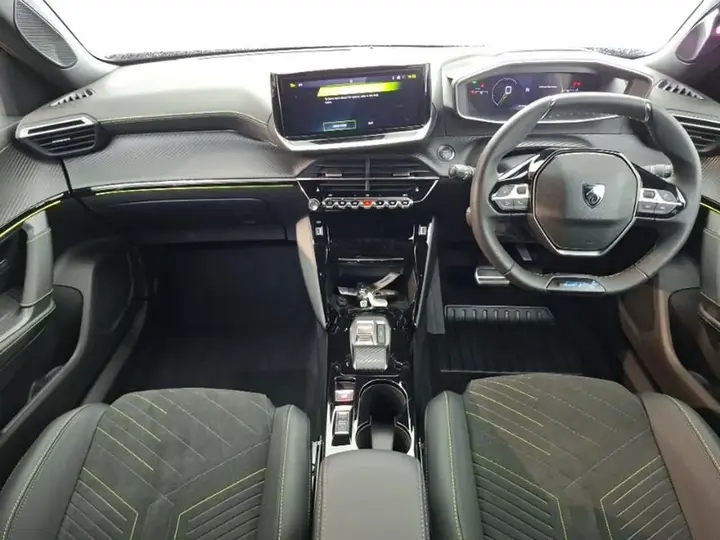 Peugeot 2008 2026 photo 3