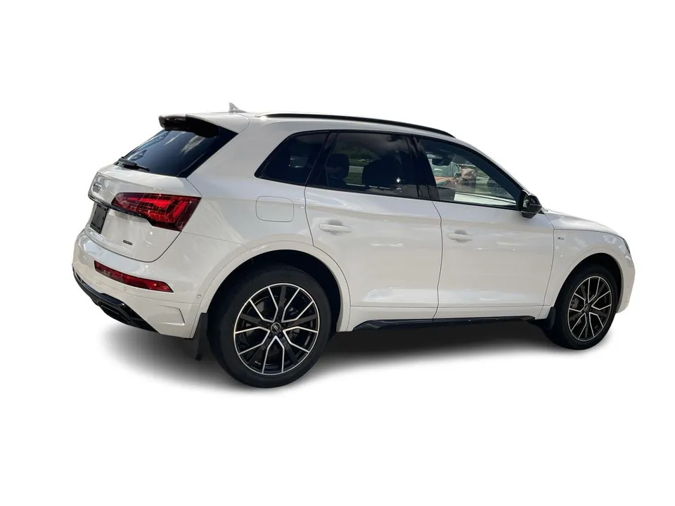Audi Q5 2023 photo 2