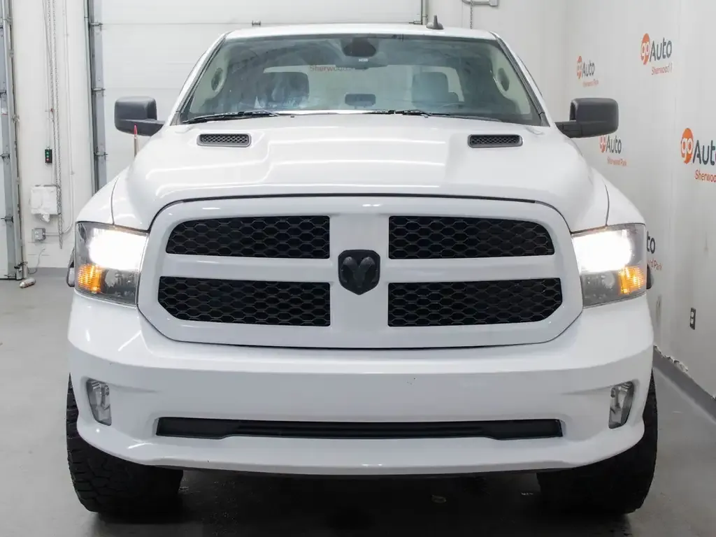 Ram 1500 2021 photo 2