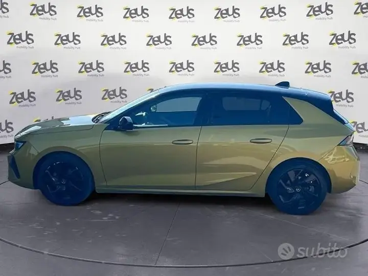 Opel Astra 2023 photo 3