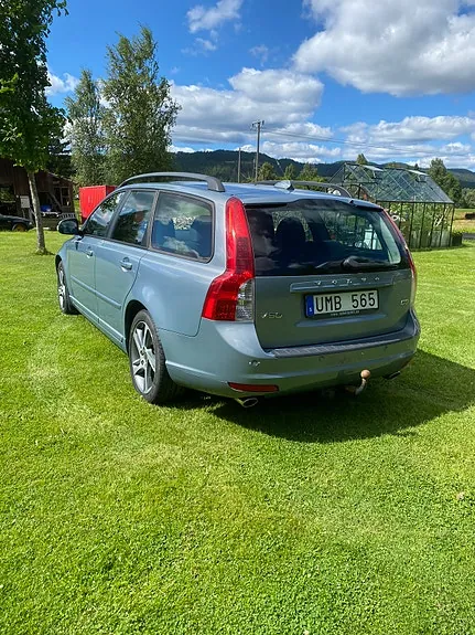 Volvo V50 2011 photo 5