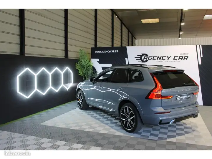 Volvo Xc60 2023 photo 3
